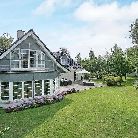 Holiday Frydenlundsvej Holiday home Ronne
